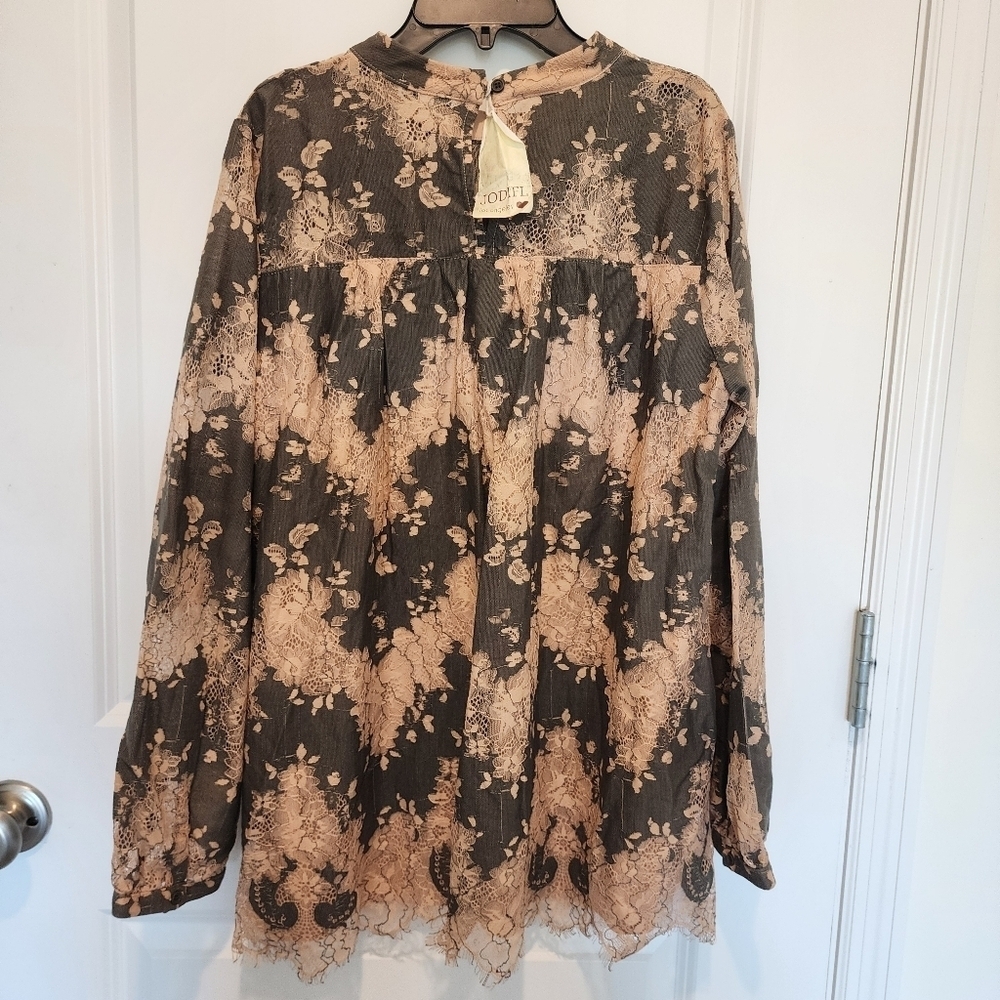 NWT Jodifl Eyelash Lace Floral Chevron Tunic Top Women's Size Large L Boho New - Picture 2 of 10